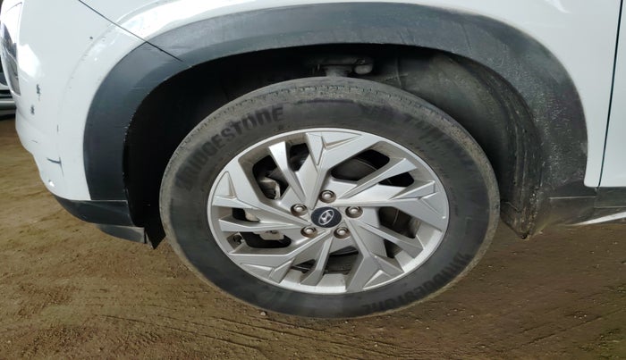 2022 Hyundai Creta SX 1.5 PETROL, Petrol, Manual, 94,738 km, tyre