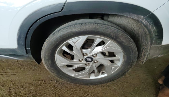 2022 Hyundai Creta SX 1.5 PETROL, Petrol, Manual, 94,738 km, tyre