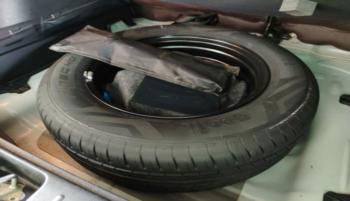 2022 Hyundai Creta SX 1.5 PETROL, Petrol, Manual, 94,738 km, tyre