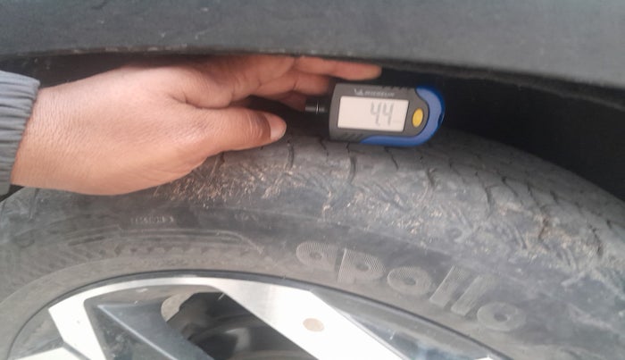 2021 Hyundai ALCAZAR 1.5 SIGNATURE (O) AT 6STR, Diesel, Automatic, 34,000 km, tyre