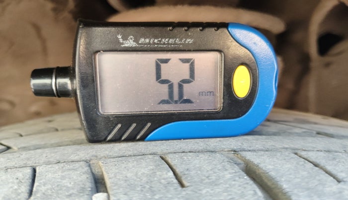 2023 Hyundai ALCAZAR PRESTIGE 1.5 MT 7STR, Diesel, Manual, 23,905 km, tyre