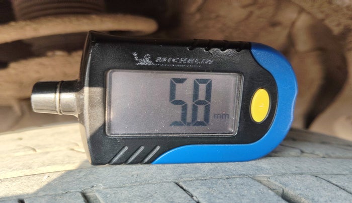 2023 Hyundai ALCAZAR PRESTIGE 1.5 MT 7STR, Diesel, Manual, 23,905 km, tyre