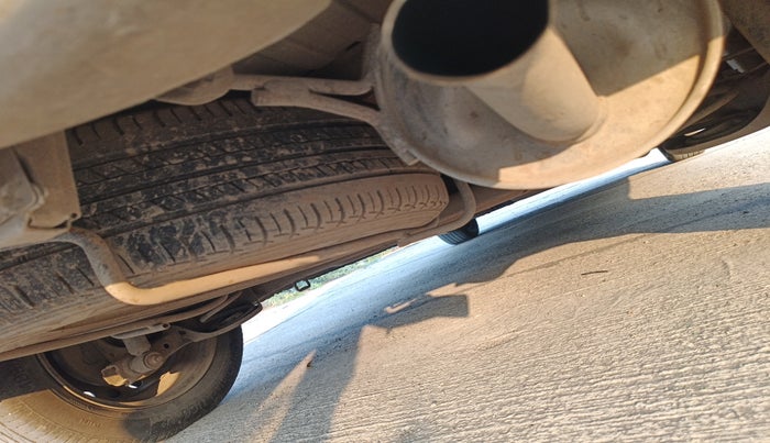 2017 Maruti Ertiga VDI SHVS, Diesel, Manual, 2,16,933 km, tyre