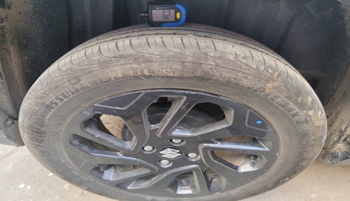 2023 Maruti FRONX DELTA PLUS 1.2L AGS, Petrol, Automatic, 18,702 km, tyre