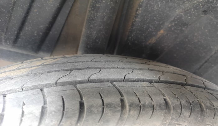 2022 Maruti XL6 ZETA MT, Petrol, Manual, 20,925 km, tyre