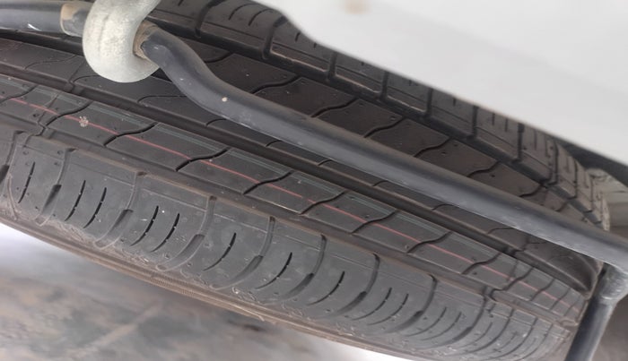 2022 Maruti XL6 ZETA MT, Petrol, Manual, 20,925 km, tyre