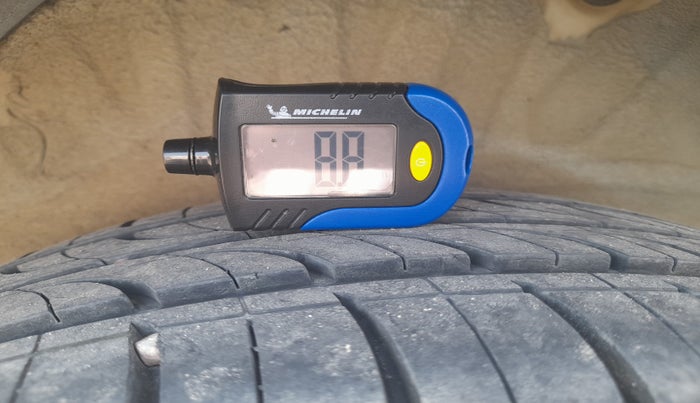 2012 Hyundai i20 MAGNA 1.2, Petrol, Manual, 1,35,894 km, tyre