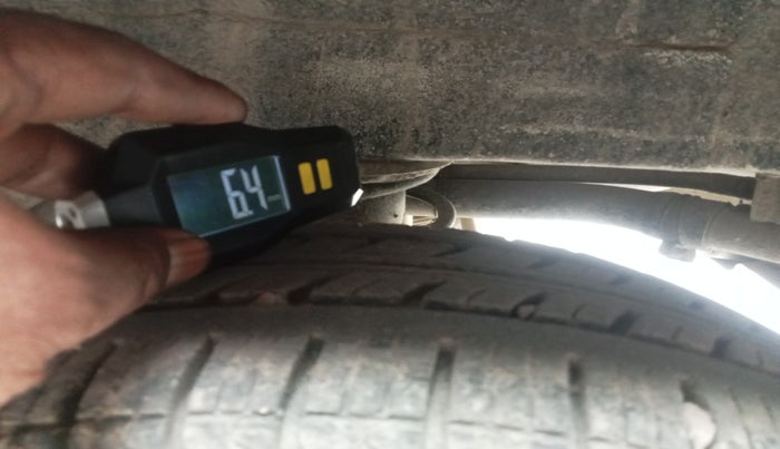 2011 Maruti Zen Estilo VXI, Petrol, Manual, 85,219 km, tyre