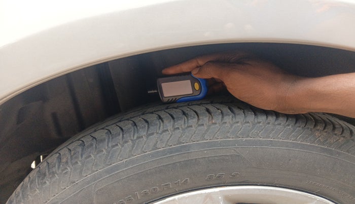 2013 Maruti Swift Dzire VXI AT, Petrol, Automatic, 1,29,253 km, tyre