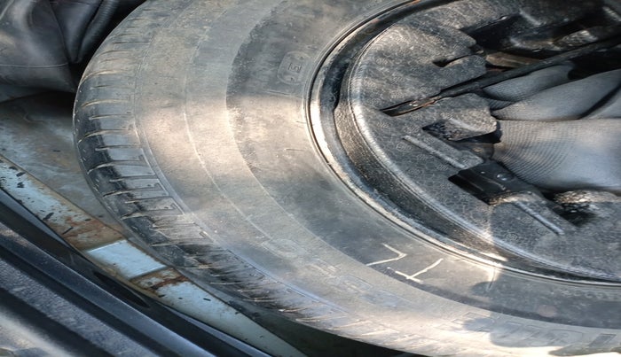 2017 Hyundai Creta E PLUS 1.4 DIESEL, Diesel, Manual, 1,02,358 km, tyre