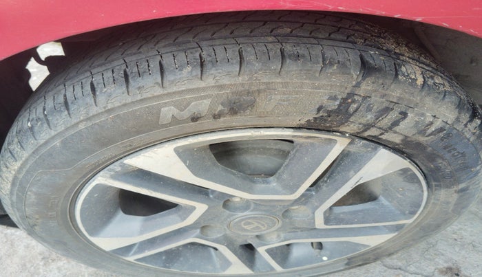 2020 Tata Tiago XZ PLUS DUAL TONE PETROL, Petrol, Manual, 86,106 km, tyre