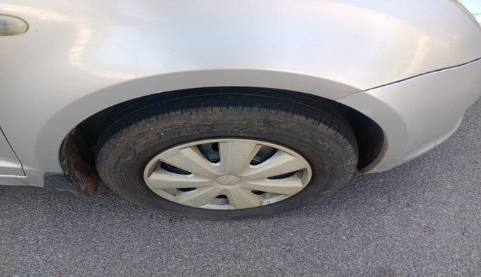 2011 Maruti Swift Dzire VXI, Petrol, Manual, 1,11,095 km, tyre