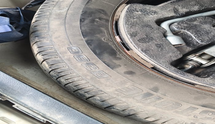 2015 Maruti S Cross ALPHA 1.6, Diesel, Manual, 1,01,601 km, tyre