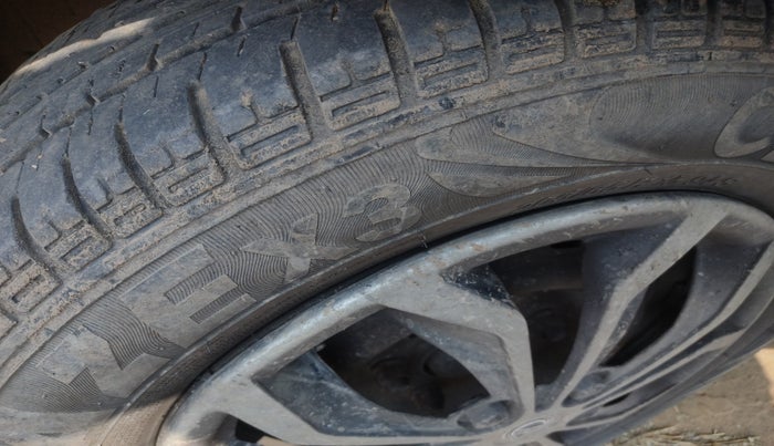 2012 Mahindra Quanto C6, Diesel, Manual, 1,46,117 km, tyre