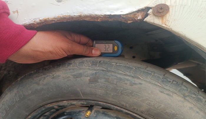 2014 Hyundai Santro Xing GLS, Petrol, Manual, 1,21,200 km, tyre