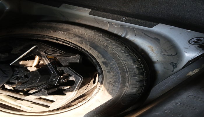 2018 Volvo S90 D4 INSCRIPTION , Diesel, Automatic, 1,16,812 km, tyre