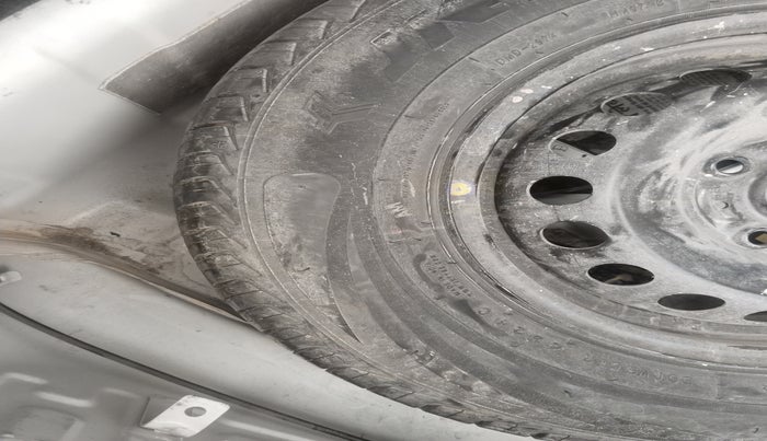 2021 Tata Tiago XE PETROL, Petrol, Manual, 56,077 km, tyre