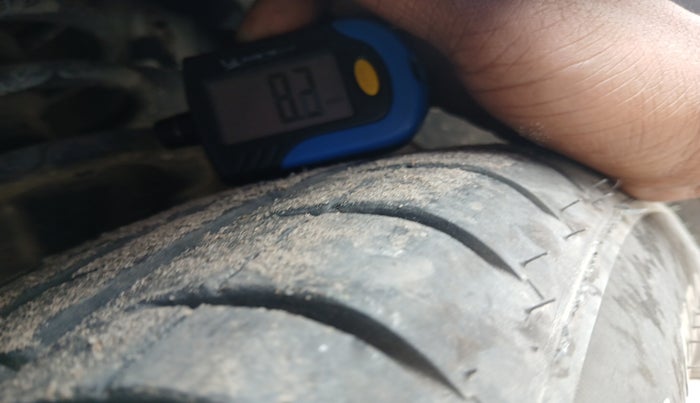 2011 Hyundai i10 MAGNA 1.2, Petrol, Manual, 82,608 km, tyre