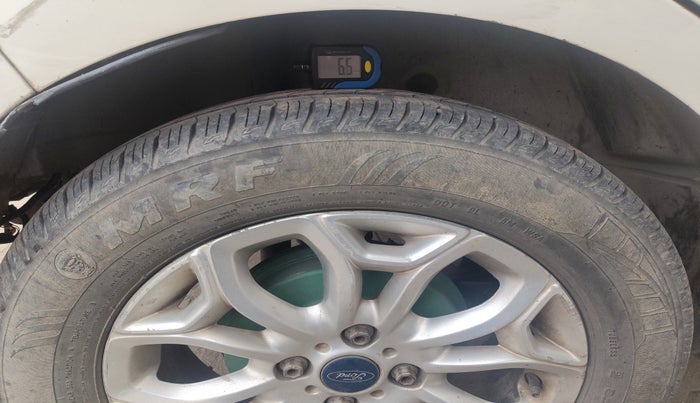 2013 Ford Ecosport TITANIUM 1.5L DIESEL, Diesel, Manual, 1,29,248 km, tyre