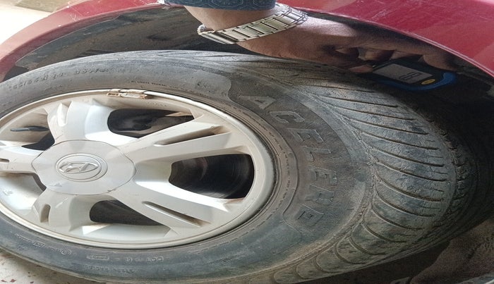 2011 Hyundai i20 SPORTZ (O) 1.2, Petrol, Manual, 43,361 km, tyre