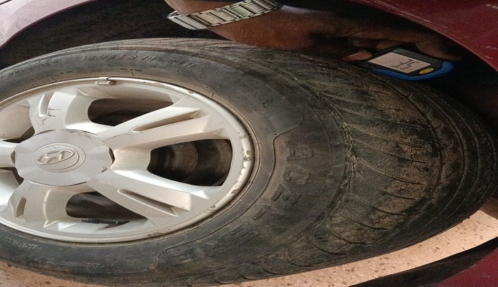 2011 Hyundai i20 SPORTZ (O) 1.2, Petrol, Manual, 43,361 km, tyre