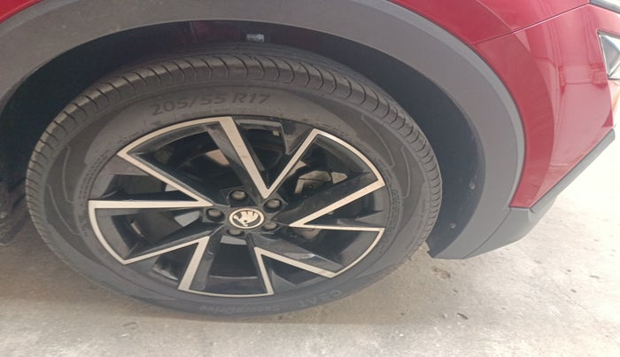 2023 Skoda KUSHAQ MONTE CARLO 1.0L TSI AT, Petrol, Automatic, 7,260 km, tyre