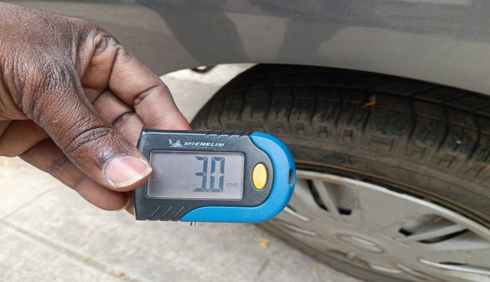 2021 Maruti Eeco 5 STR WITH A/C+HTR, Petrol, Manual, 21,484 km, tyre