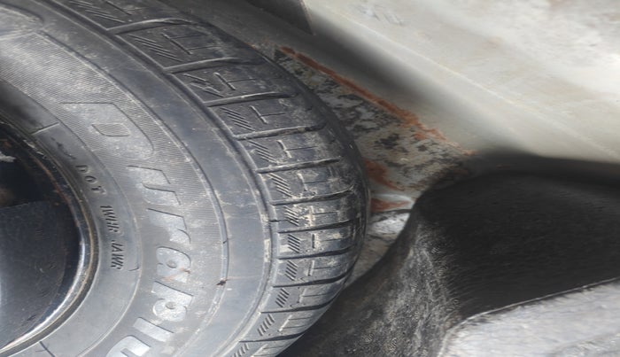 2018 Volkswagen Vento HIGHLINE DIESEL 1.5, Diesel, Manual, 2,10,189 km, tyre