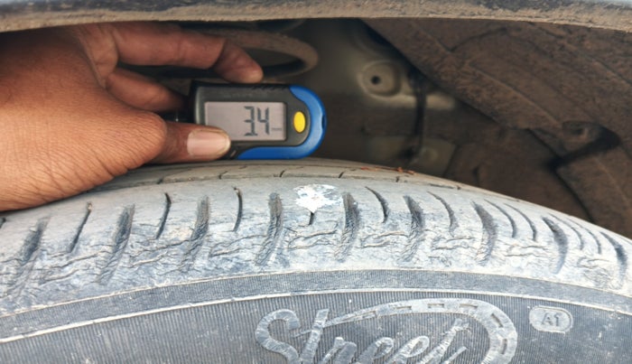 2020 KIA SONET HTK 1.5, Diesel, Manual, 63,673 km, tyre