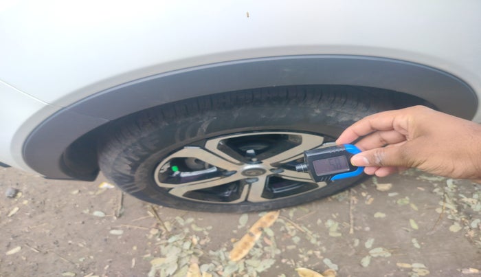 2022 Tata NEXON XZ PLUS (L), Petrol, Manual, 31,605 km, tyre