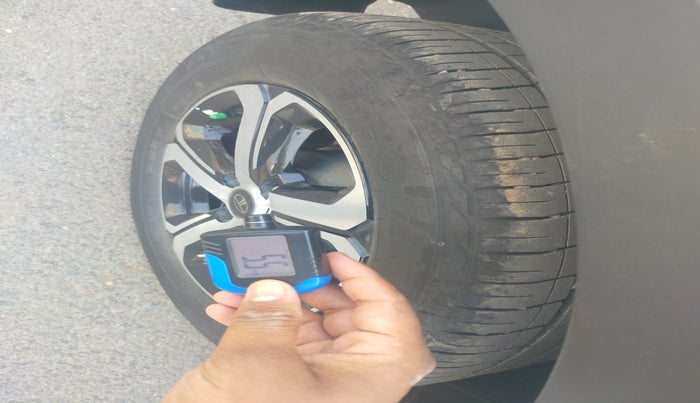 2022 Tata NEXON XZ PLUS (L), Petrol, Manual, 31,605 km, tyre