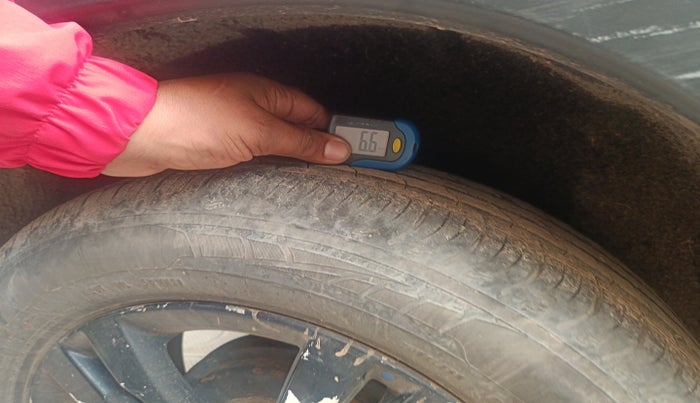 2018 Maruti Vitara Brezza ZDI PLUS AMT, Diesel, Automatic, 92,256 km, tyre