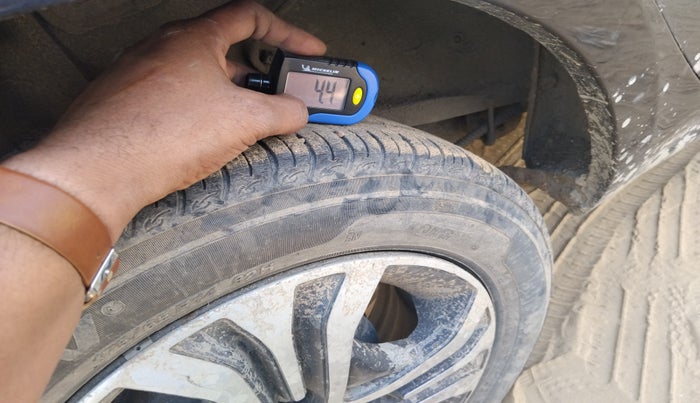 2023 Tata Tiago XZ PLUS CNG, Petrol, Manual, 72,857 km, tyre