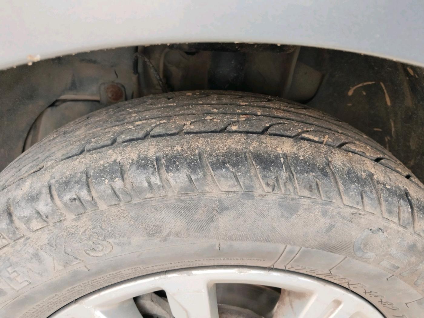 2018 Tata Tiago XZ PETROL, Petrol, Manual, 1,02,323 km, tyre