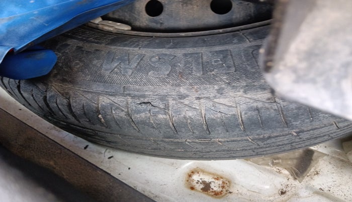 2020 Maruti Alto LXI CNG, Petrol, Manual, 67,867 km, tyre