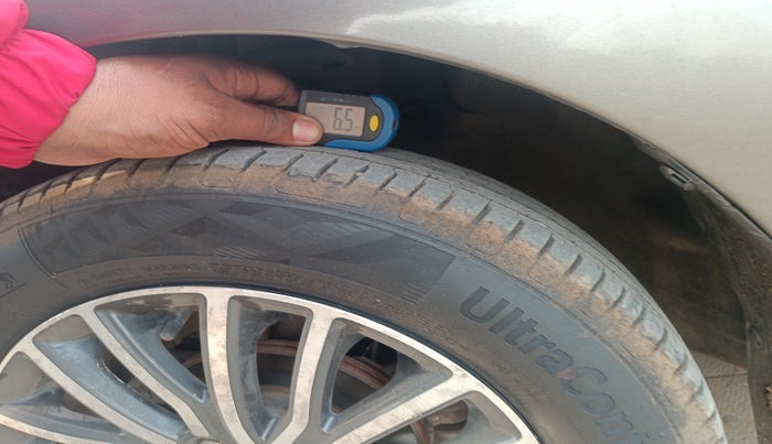 2017 Maruti Dzire ZXI PLUS AMT, Petrol, Automatic, 1,61,246 km, tyre