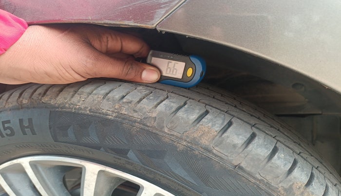 2017 Maruti Dzire ZXI PLUS AMT, Petrol, Automatic, 1,61,246 km, tyre