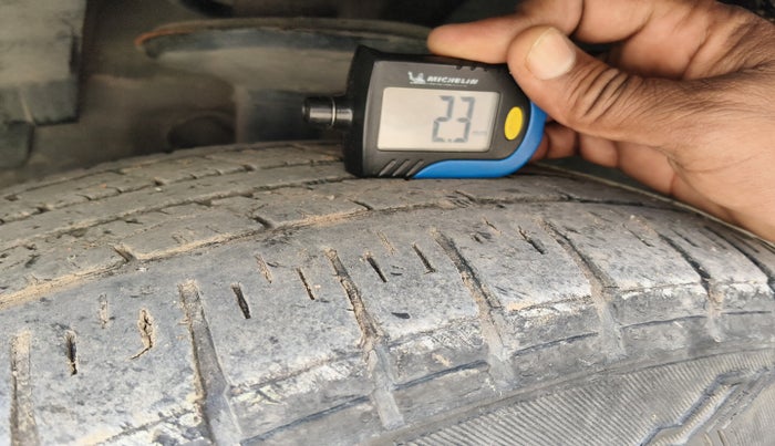 2016 Renault Duster 110 PS RXZ 4X2 AMT DIESEL, Diesel, Automatic, 85,454 km, tyre