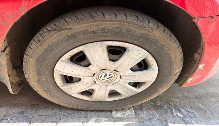 2011 Volkswagen Polo COMFORTLINE 1.2L PETROL, Petrol, Manual, 87,598 km, tyre