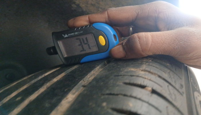 2016 Hyundai Creta S PLUS 1.4 DIESEL, Diesel, Manual, 1,17,469 km, tyre