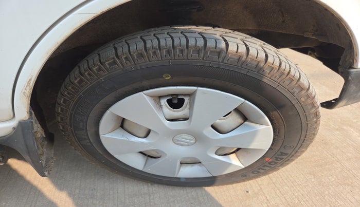 2018 Maruti Eeco 5 STR WITH A/C+HTR, Petrol, Manual, 83,358 km, tyre