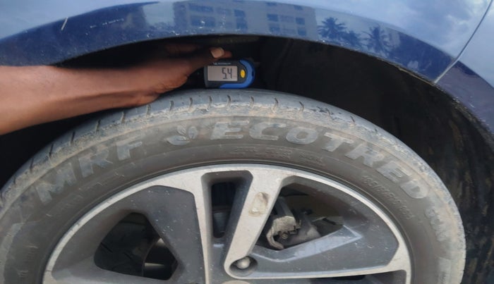 2023 Tata ALTROZ XZ + SUNROOF, Petrol, Manual, 37,782 km, tyre