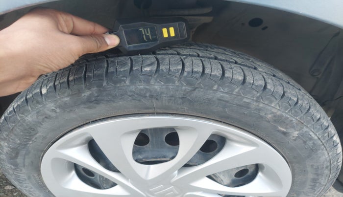 2011 Maruti Wagon R 1.0 VXI, Petrol, Manual, 1,02,867 km, tyre