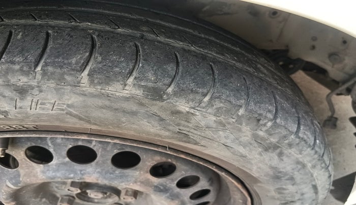 2016 Honda City 1.5L I-DTEC SV, Diesel, Manual, 1,43,431 km, tyre