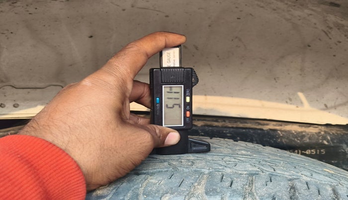 2015 Toyota Fortuner 3.0 4X2 MT, Diesel, Manual, 1,69,705 km, tyre