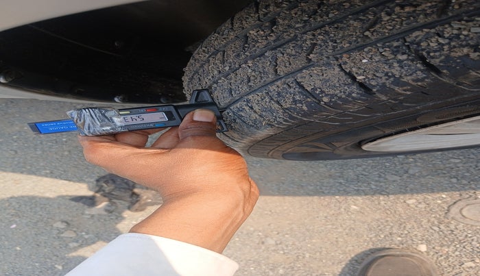 2016 Maruti Swift Dzire VDI ABS, Diesel, Manual, 2,66,885 km, tyre