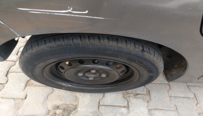 2019 Maruti Celerio ZXI, Petrol, Manual, 1,31,428 km, tyre