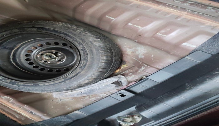 2012 Honda City 1.5L I-VTEC V MT, Petrol, Manual, 99,706 km, tyre