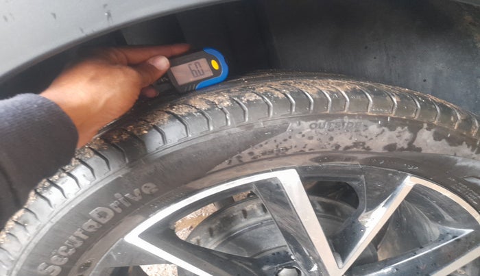 2024 Skoda KUSHAQ STYLE 1.5L TSI DSG, Petrol, Automatic, 27,166 km, tyre