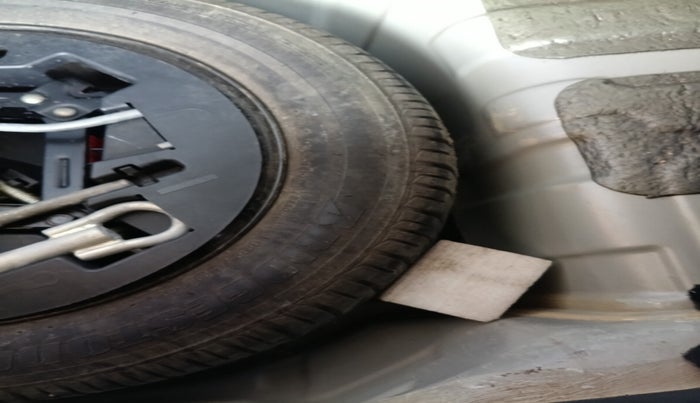 2018 Mahindra KUV 100 NXT K8 D 6 STR, Diesel, Manual, 76,981 km, tyre